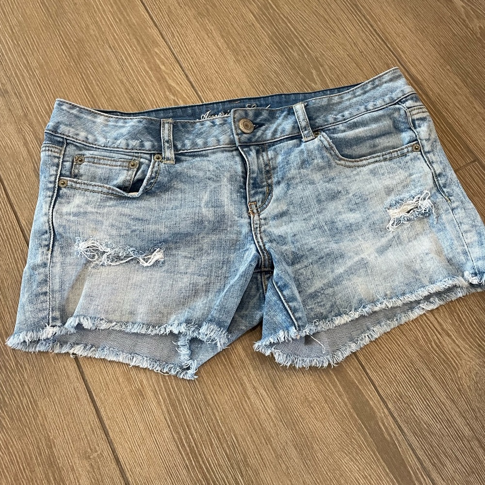 American Eagle Outfitters Distressed Women's Shorts - size 10
